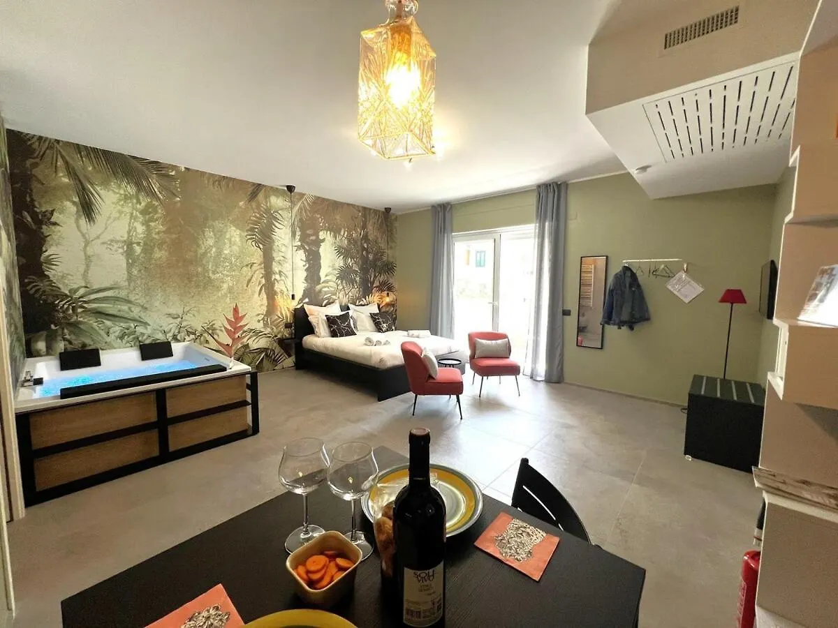 Ferienwohnung Heliconia Bari